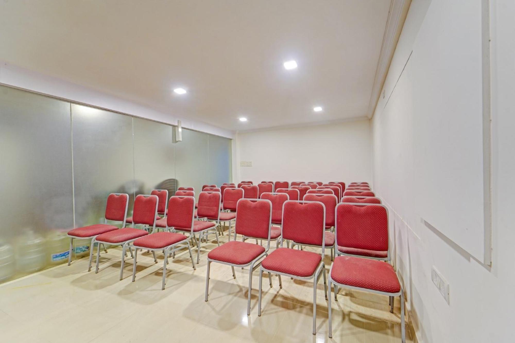 钦奈 Collection O Mount Road Rich Mount Near Marina Beach酒店 外观 照片